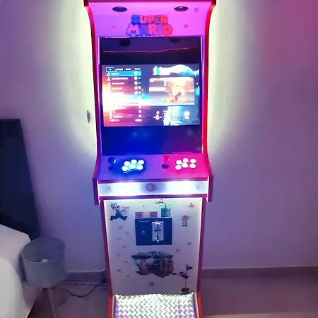 아파트 Cozy In 48 M² With Shared Sauna *